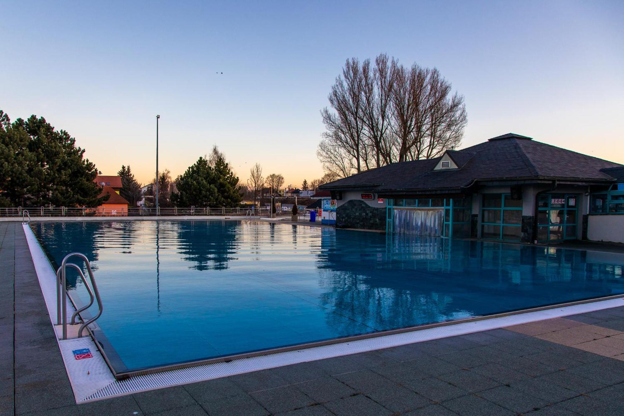Pension Aqualand Free Parking Попрад Екстериор снимка